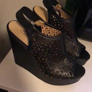 Chinese Laundry Black Wedges